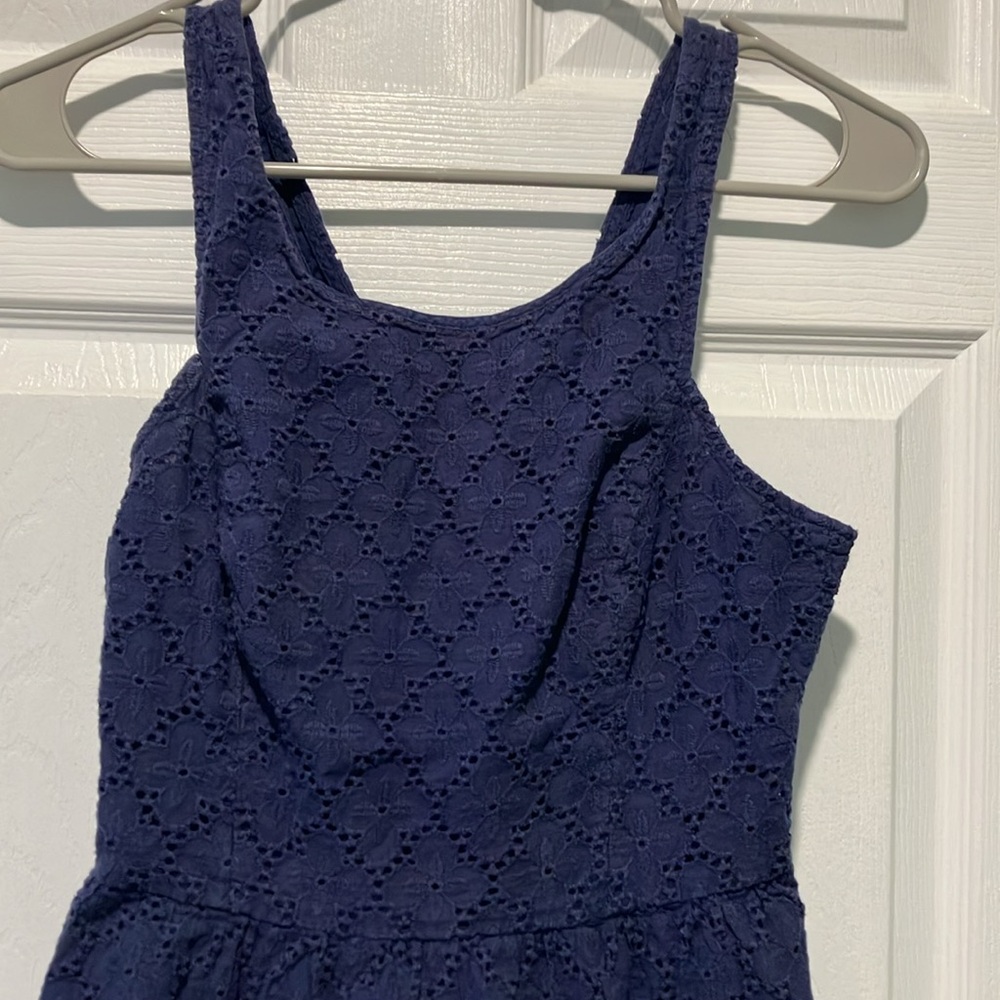 Lilly Pulitzer Size 2 Navy Eyelet Tank zipper back main line